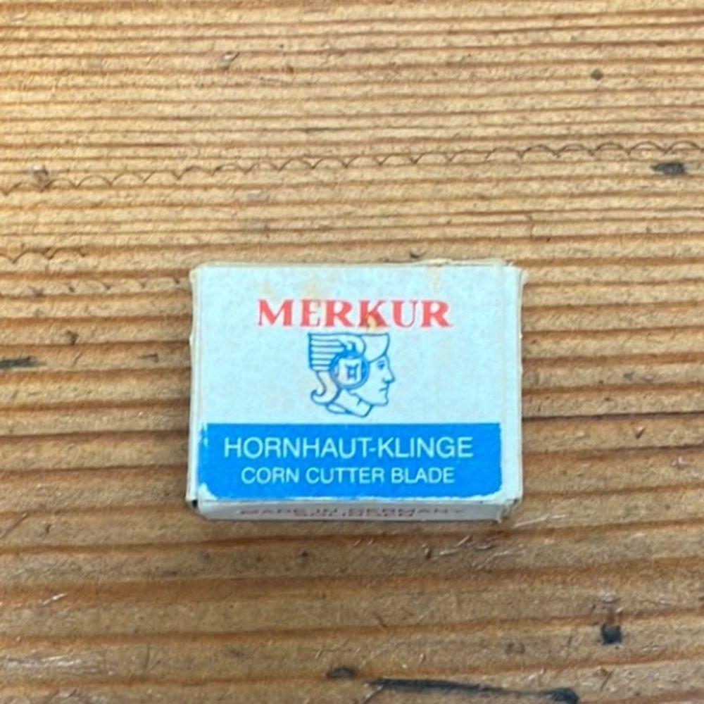 8 Merkur Corn Cutter Blades
